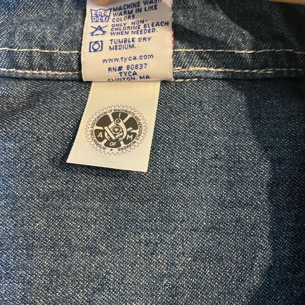 TYCA USA Made Vintage Vermont Cotton Denim Button-Up Shirt - Picture 6 of 8